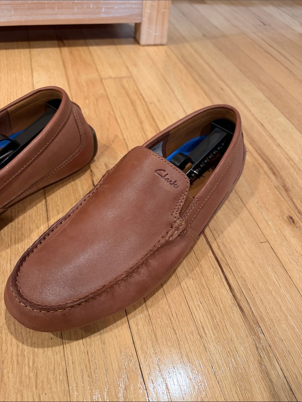 Clarks Men’s Chestnut Brown Leather Slip-On Loafers